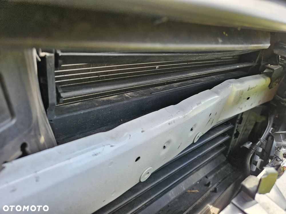 Peugeot 208 1.2 PureTech Active S&S EAT8 - 15