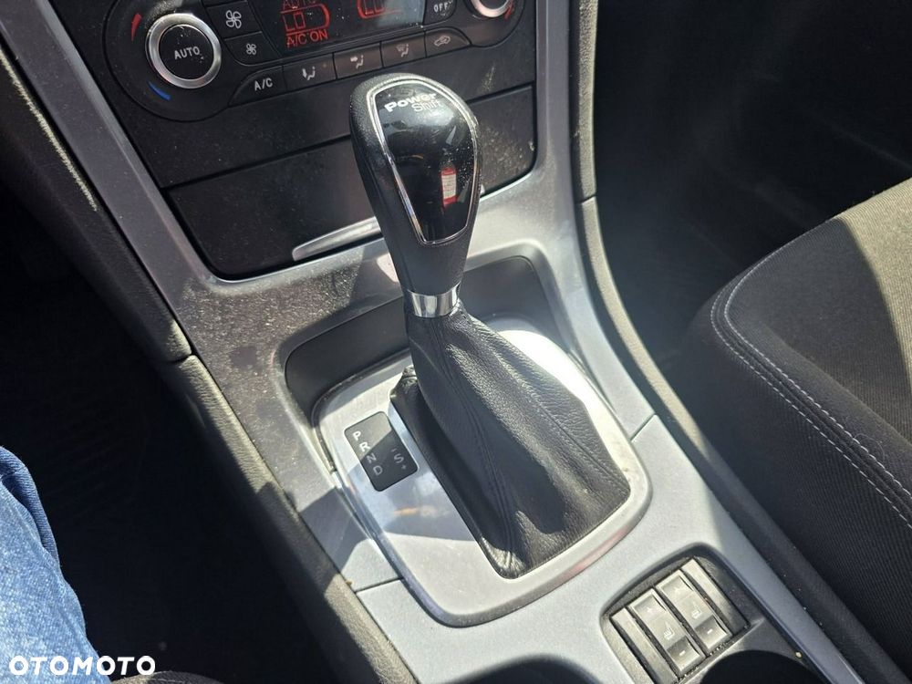 Ford Mondeo 2.0 TDCi Ambiente - 20