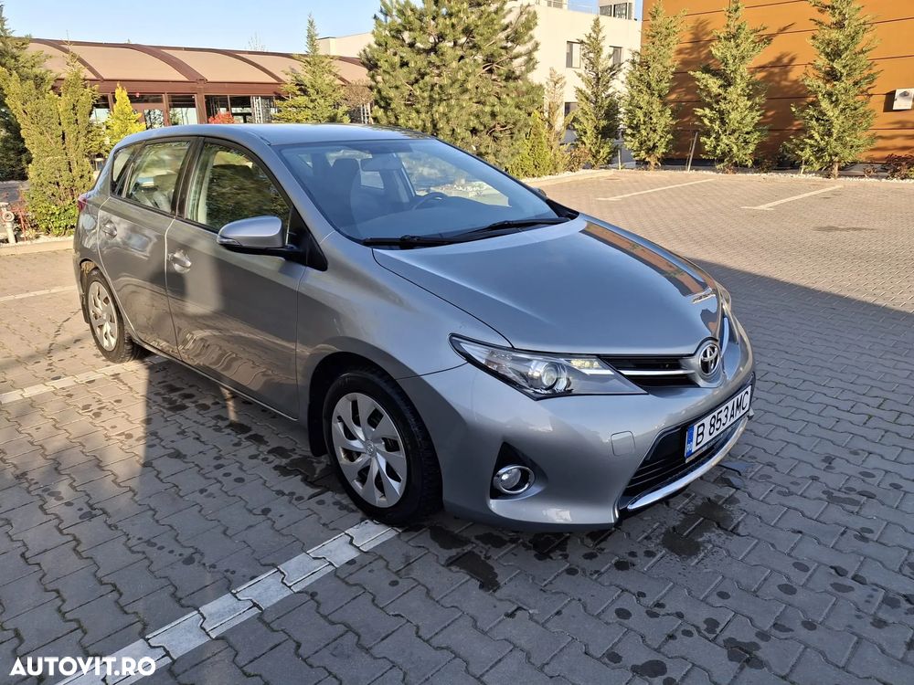 Toyota Auris 1.6 L Valvematic CVT Luna - 2