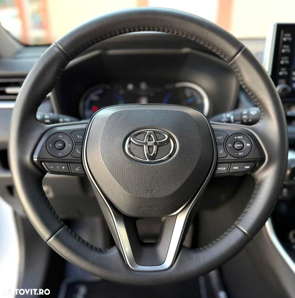 Toyota RAV4 - 22