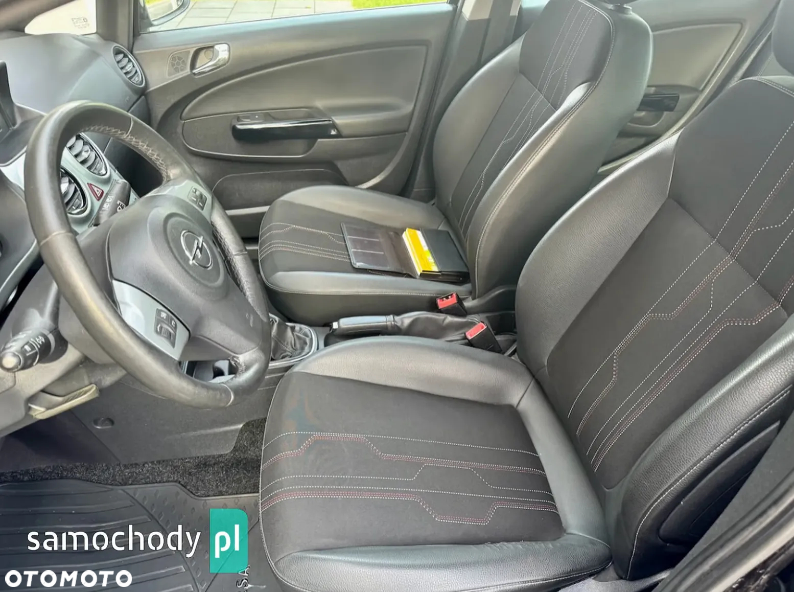 Opel Corsa 1.4 16V 150 Jahre - 7