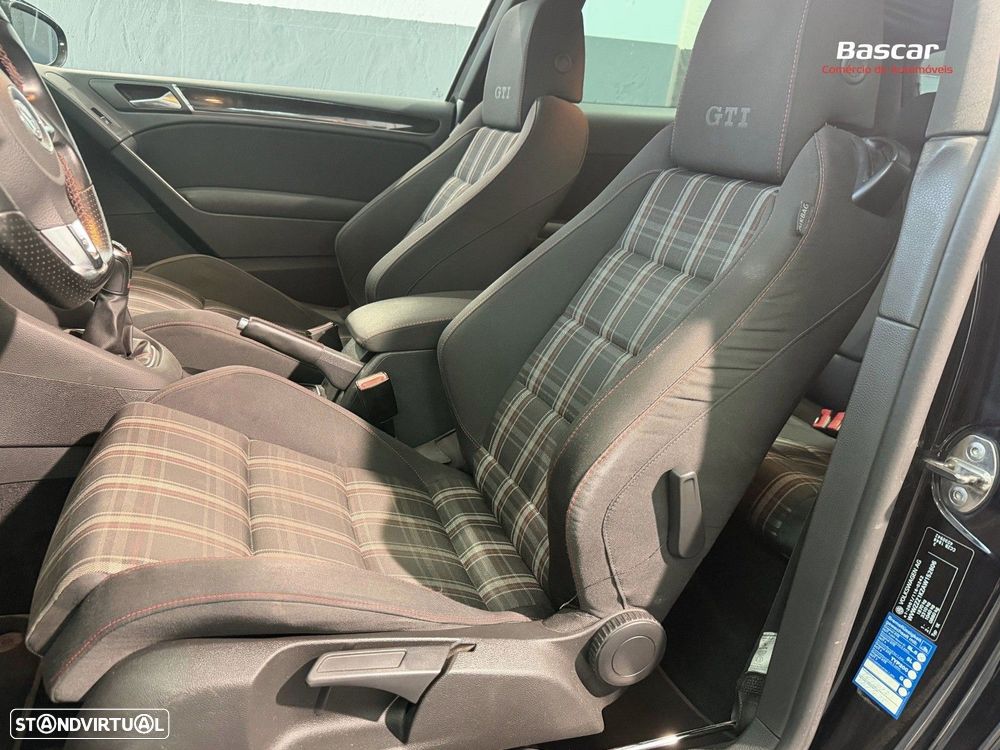 VW Golf 2.0 TSi GTI - 11