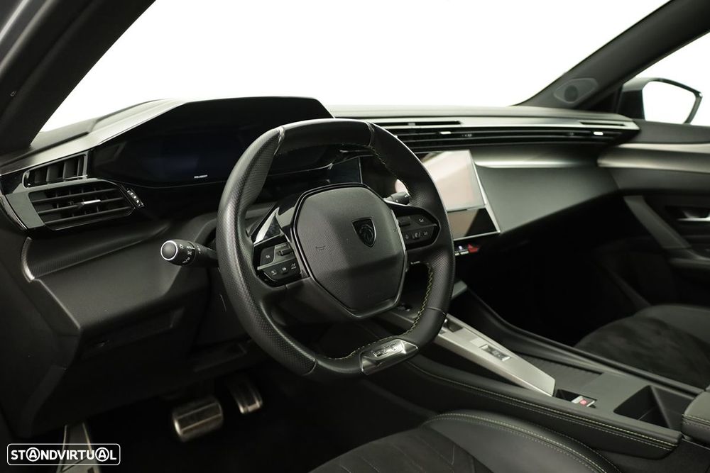 Peugeot 308 1.2 PureTech GT EAT8 - 7