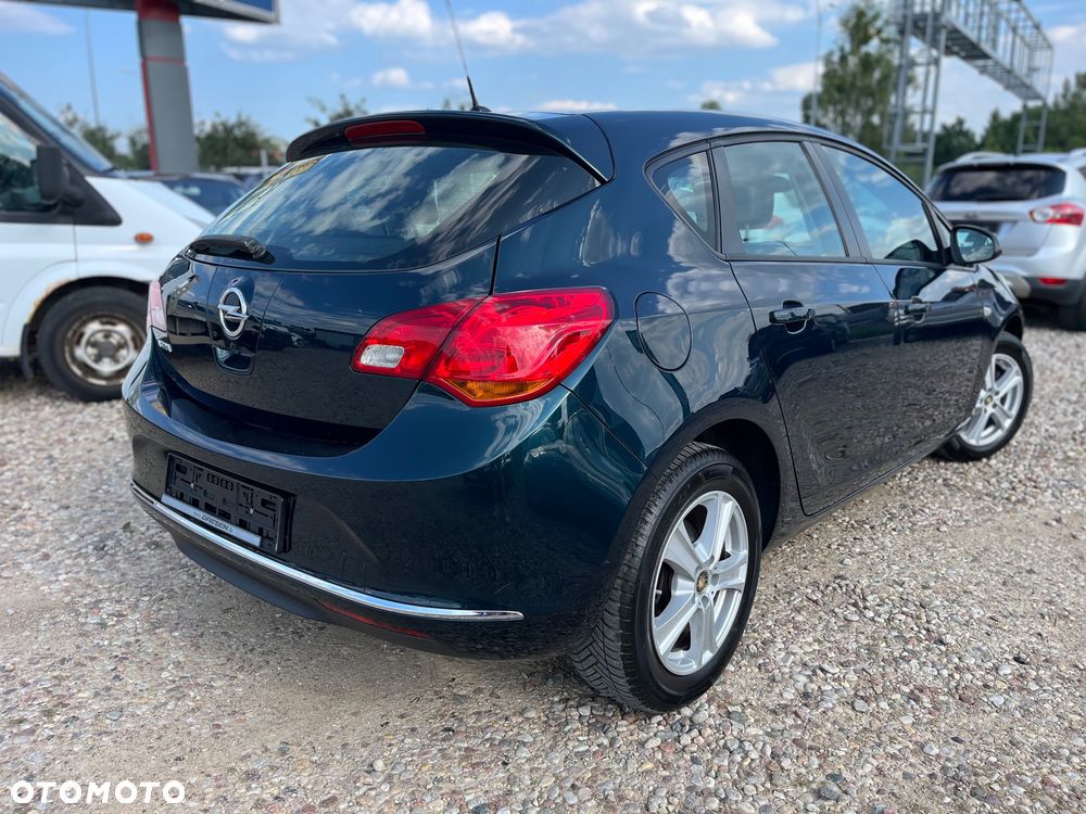 Opel Astra 1.6 Color Edition - 37