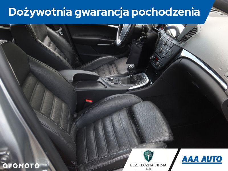 Opel Insignia - 10