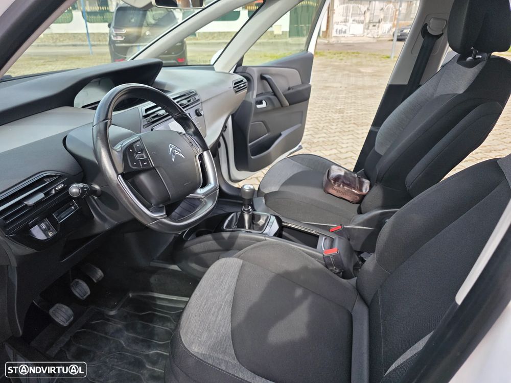 Citroën C4 Picasso 1.2 PureTech Live - 16