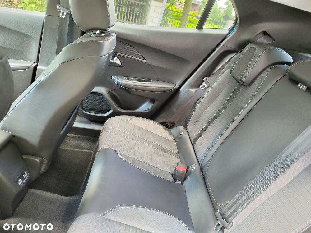 Peugeot 2008 1.2 PureTech Allure S&S - 15