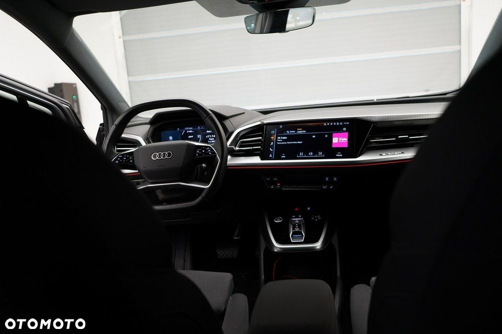 Audi Q4 e-tron - 10