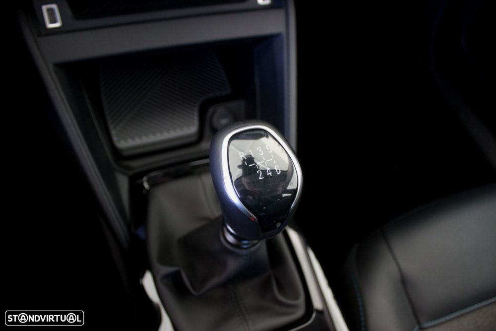 Citroën C4 1.2 PureTech Plus - 37