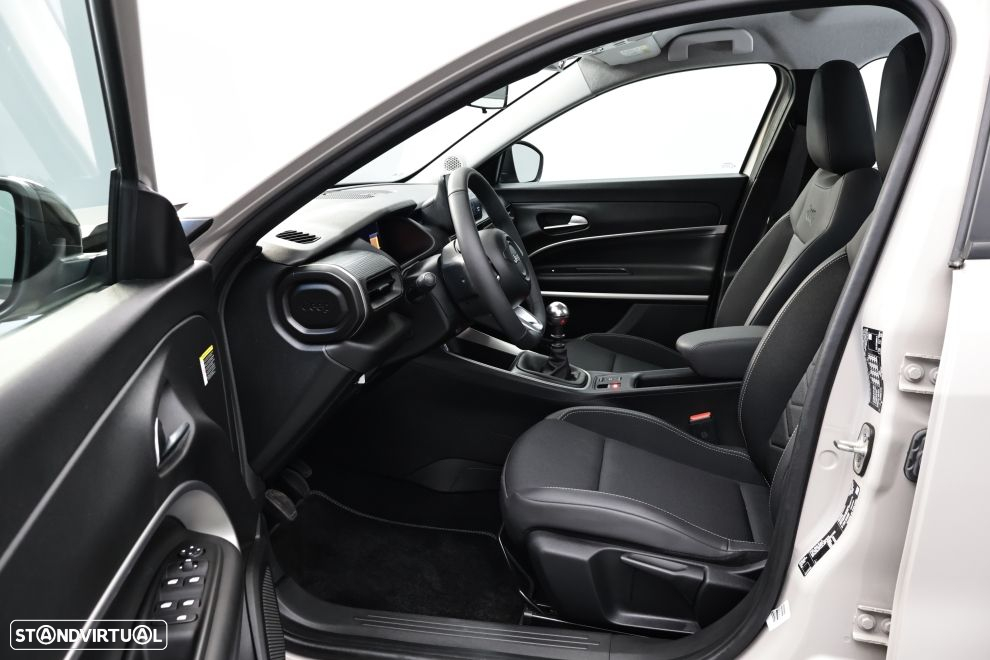 Jeep Avenger 1.2 GSE T3 Altitude - 24