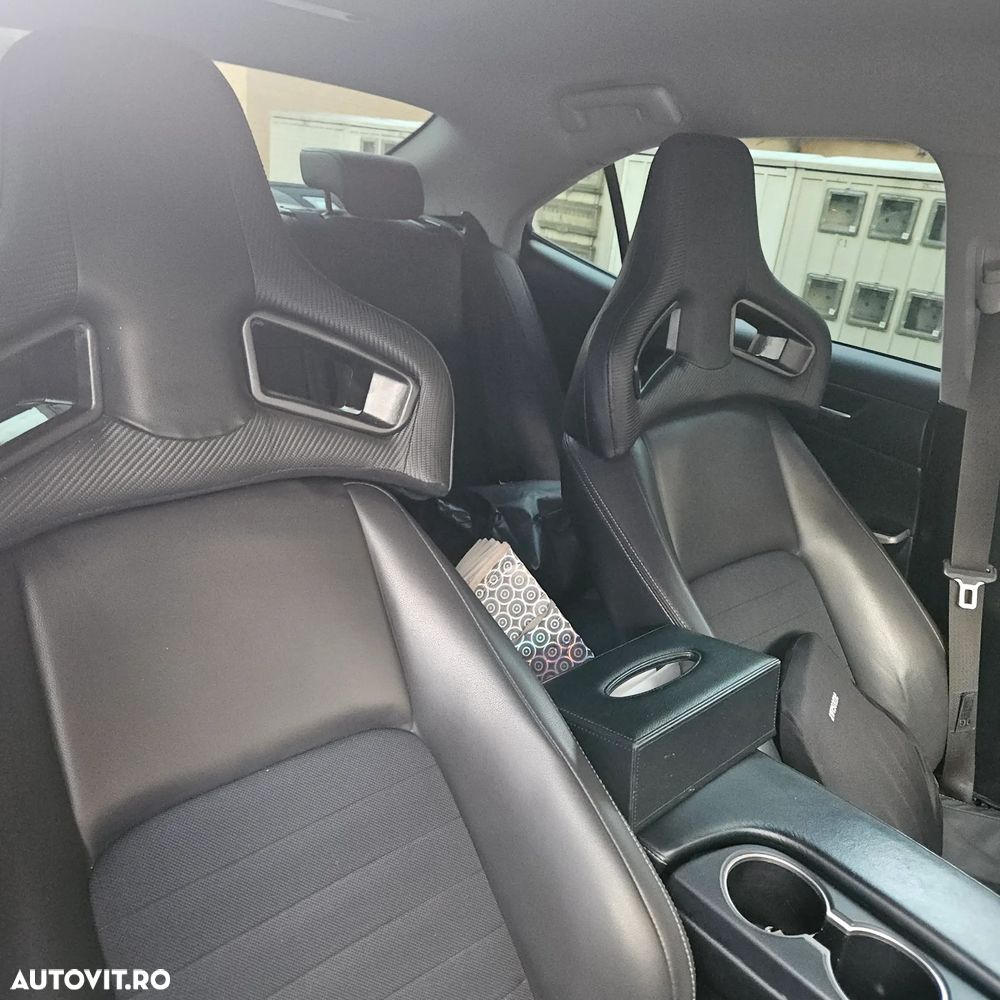 Lexus Seria IS 300h Executive - 7