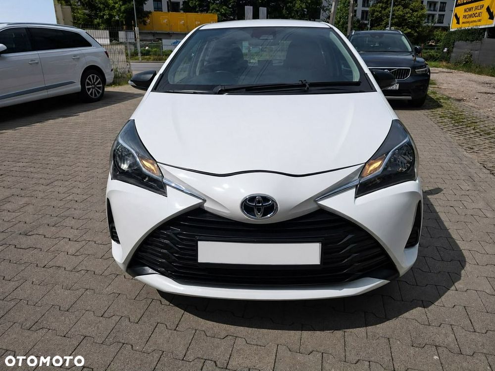Toyota Yaris - 4