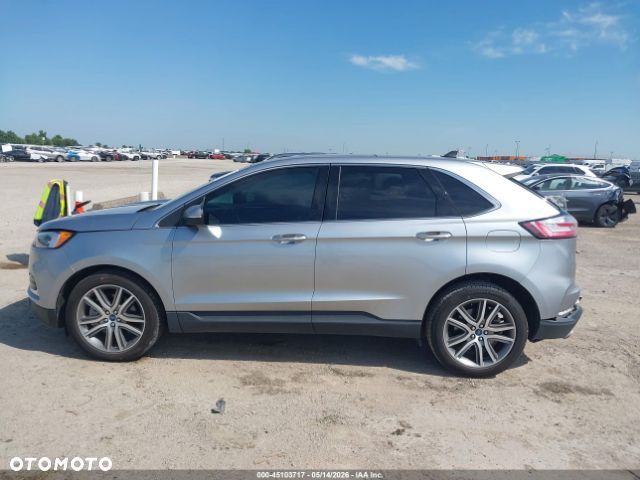 Ford Edge - 10