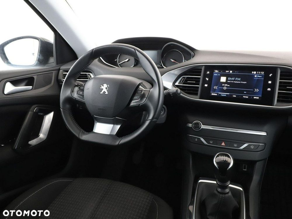 Peugeot 308 1.2 PureTech Active Pack S&S - 17