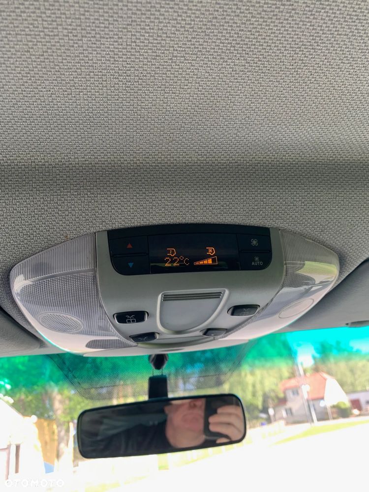 Mercedes-Benz Vito 639.703 - 12