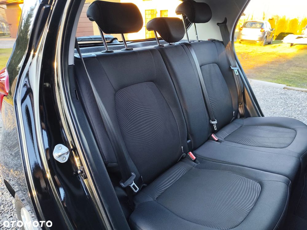 Hyundai i10 1.2 Go Plus - 32