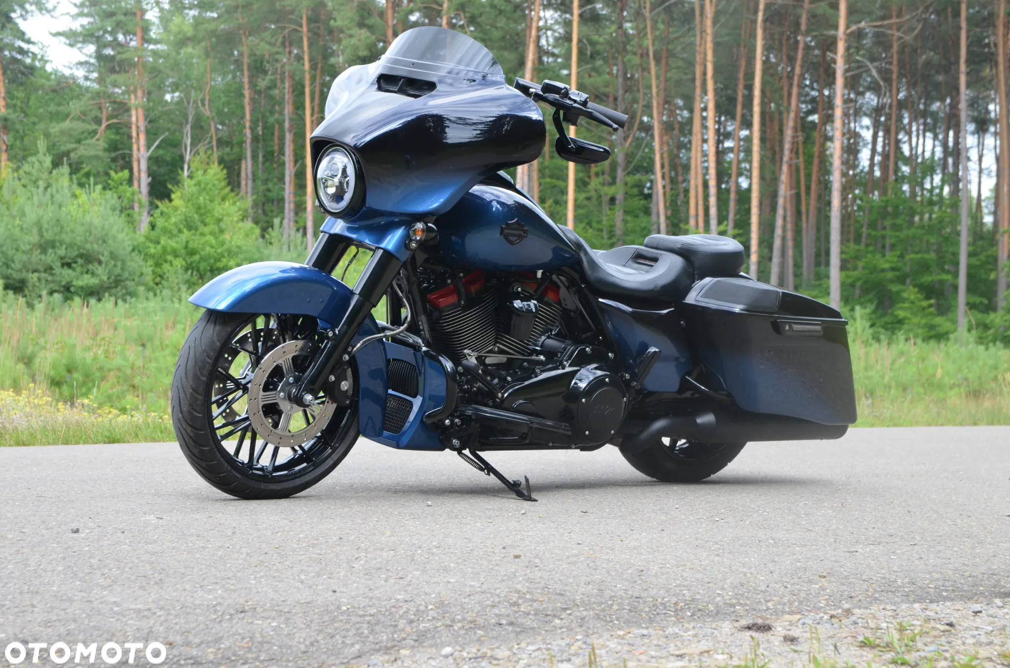 Harley-Davidson CVO Street Glide - 15