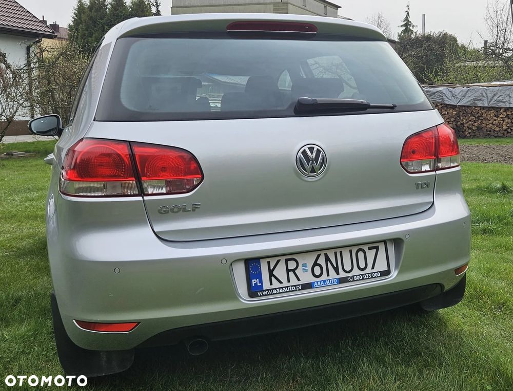 Volkswagen Golf 1.6 TDI Highline - 5