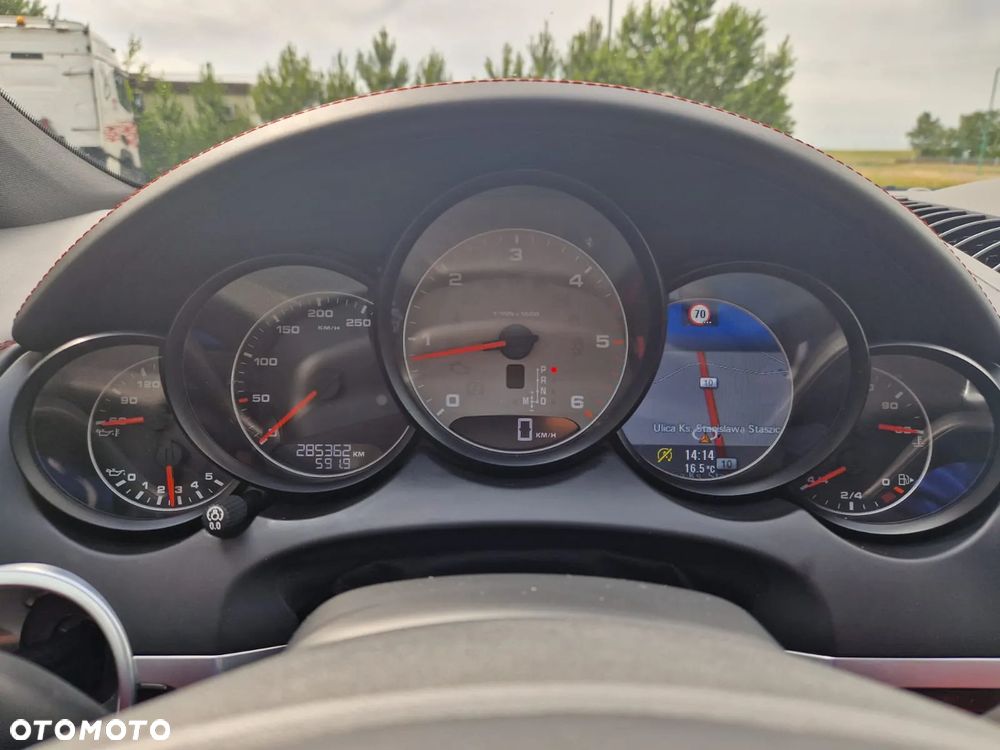 Porsche Cayenne S Diesel - 28