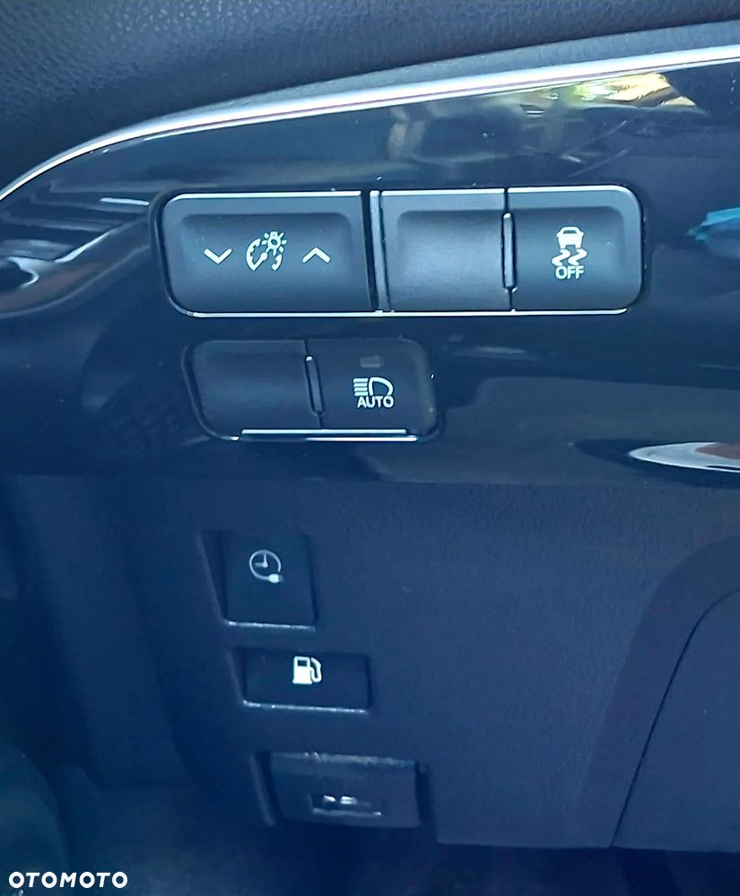 Toyota Prius - 24