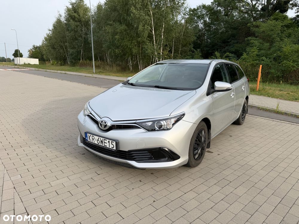 Toyota Auris 1.4 D-4D Comfort - 2