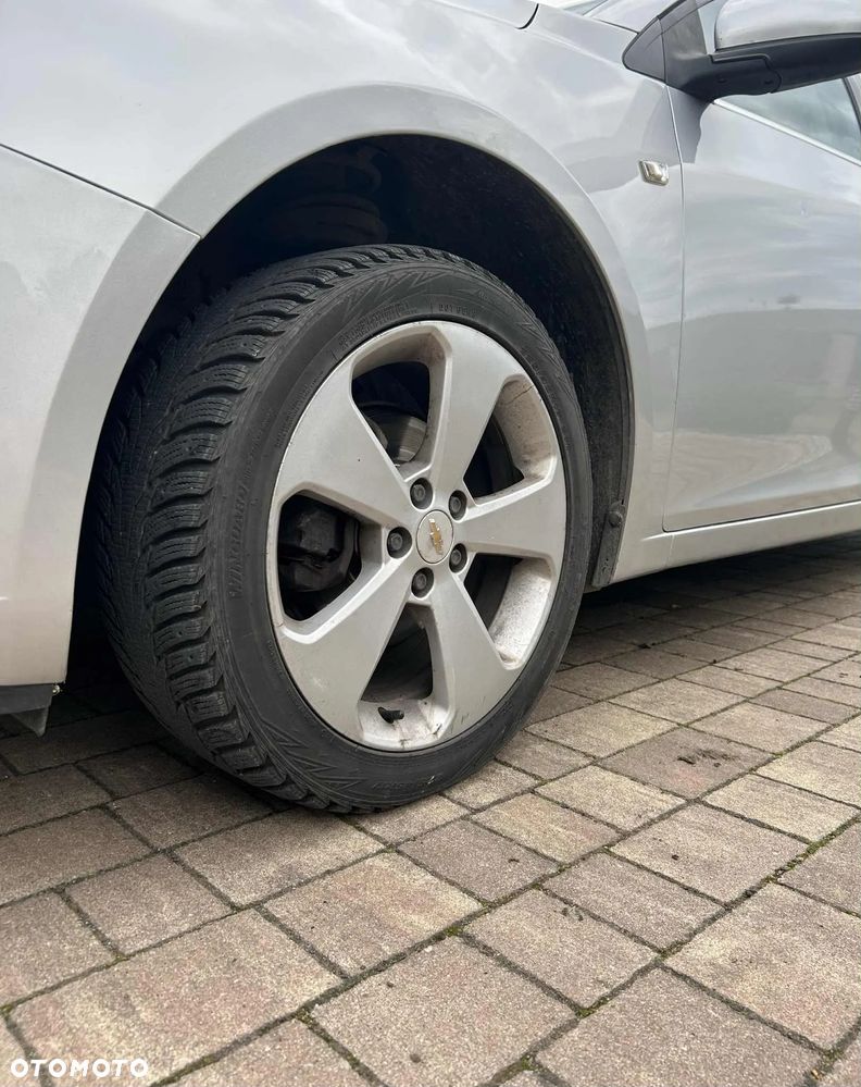 Chevrolet Cruze 1.8 LS - 16