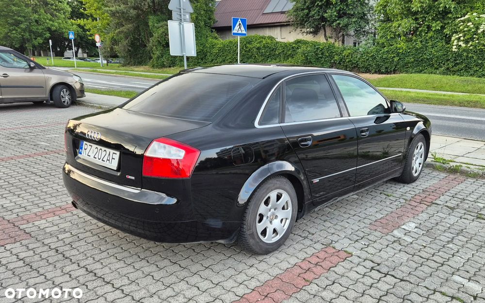 Audi A4 Limousine ver-avant-2-0 - 2
