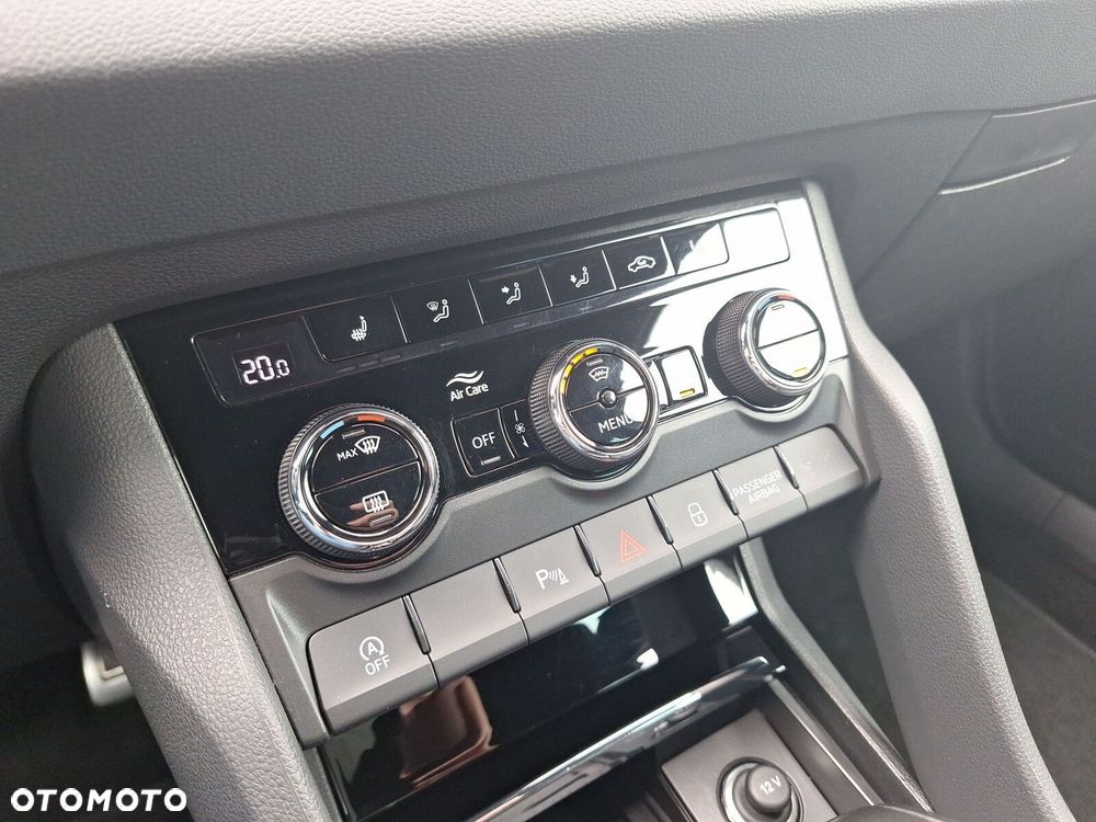 Skoda Karoq 2.0 TDI SCR 4x4 Sportline DSG - 18