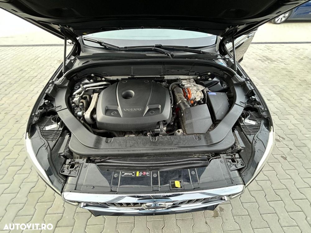 Volvo XC 60 Recharge T6 Twin Engine eAWD Inscription Expression - 37