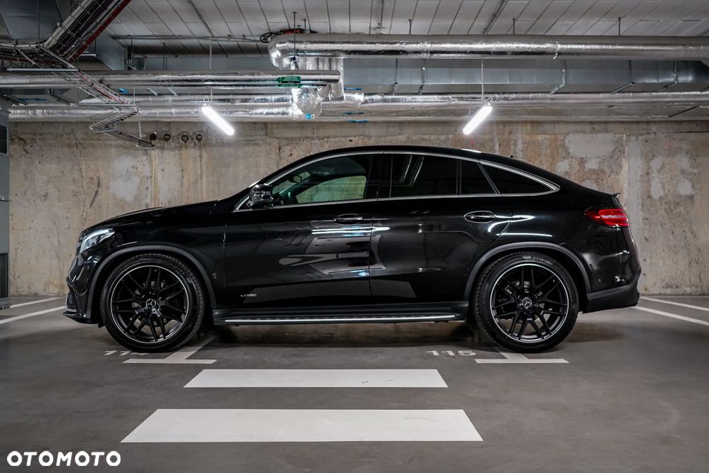 Mercedes-Benz GLE 350 d 4Matic 9G-TRONIC AMG Line - 3