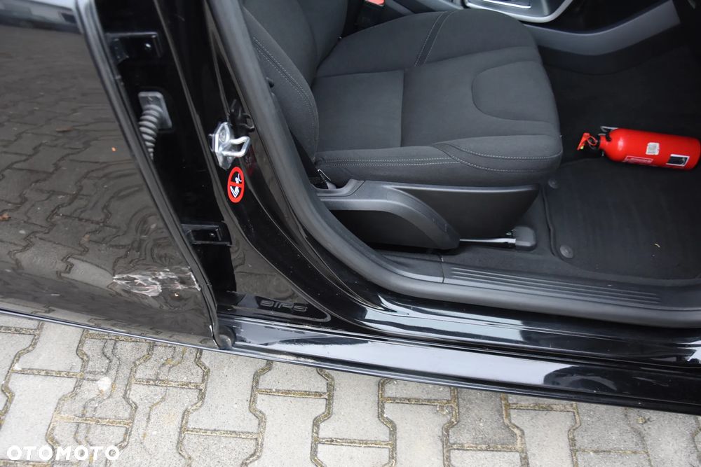 Volvo V40 - 15