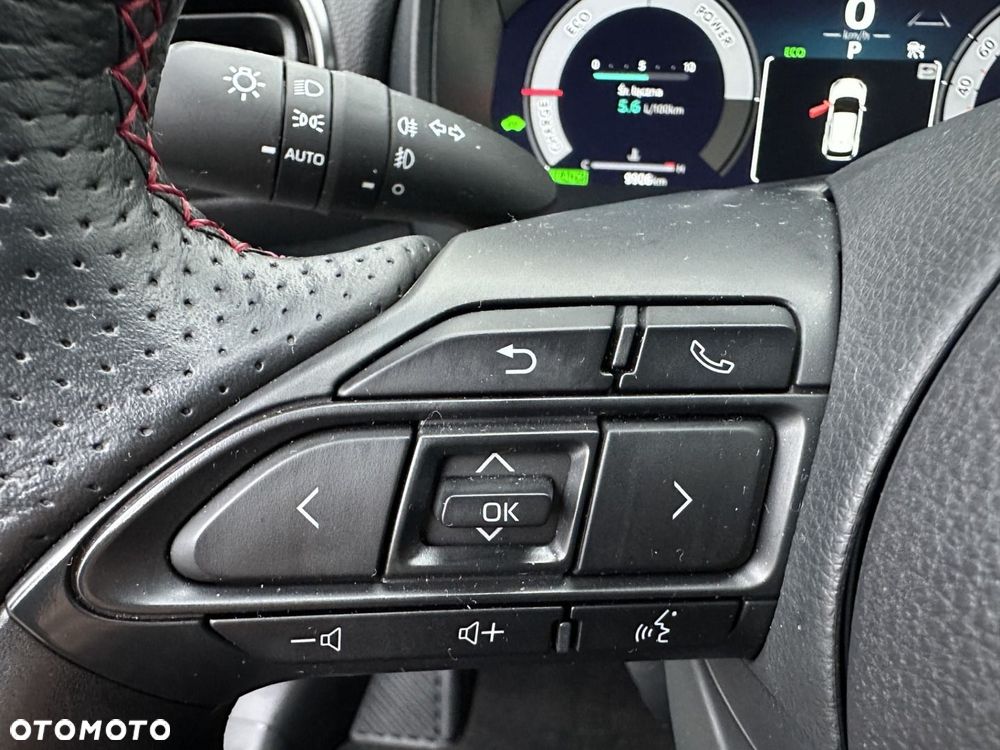 Toyota Yaris Cross Hybrid 1.5 GR Sport - 24