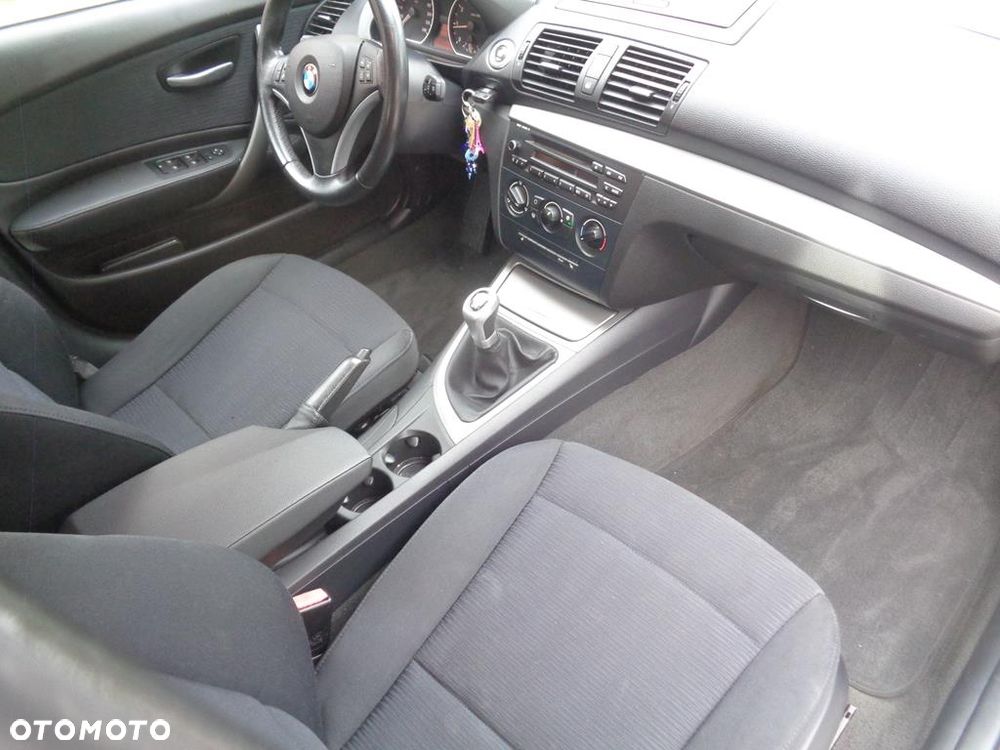 BMW Seria 1 - 23