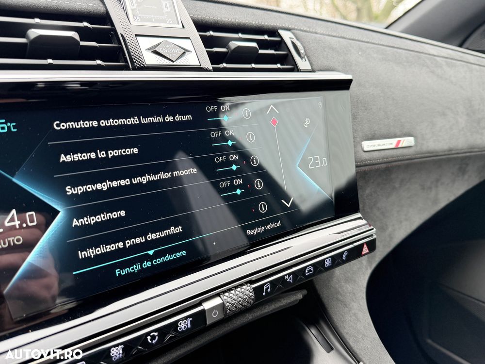 DS Automobiles DS 7 Crossback 1.6 PHeV AWD 300 EAT8 PERFORMANCE LINE + - 15