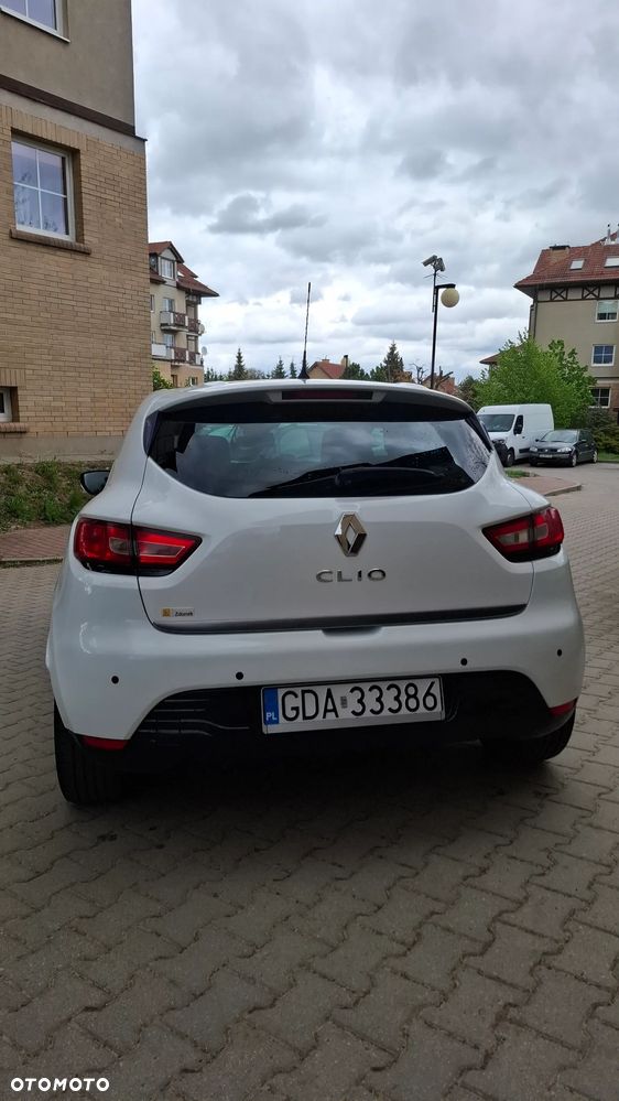 Renault Clio 1.2 16V Life - 4