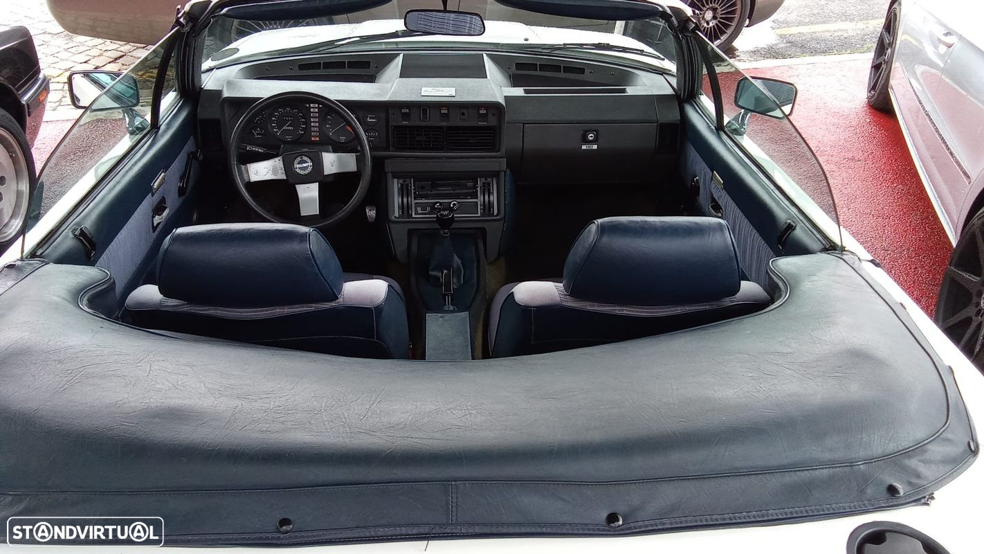 Triumph TR7 - 15