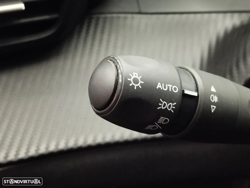 Peugeot 208 1.5 BlueHDi Active Pack - 21