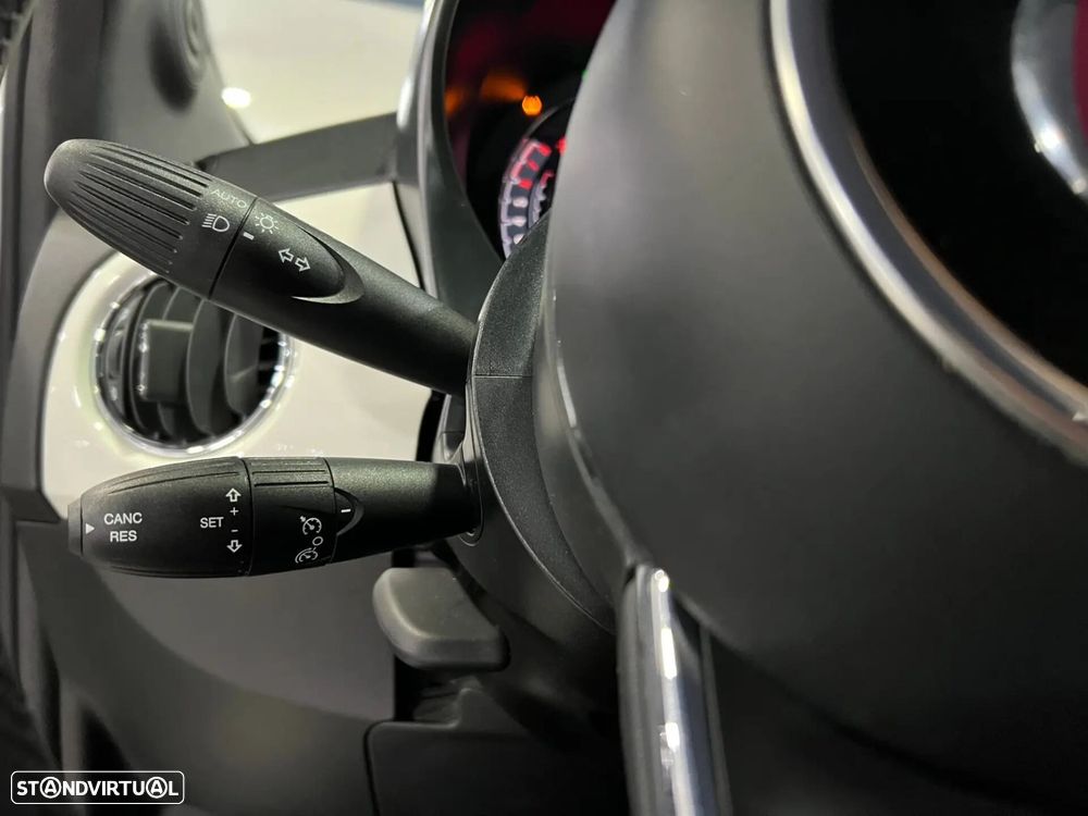 Fiat 500C 1.0 Hybrid - 13