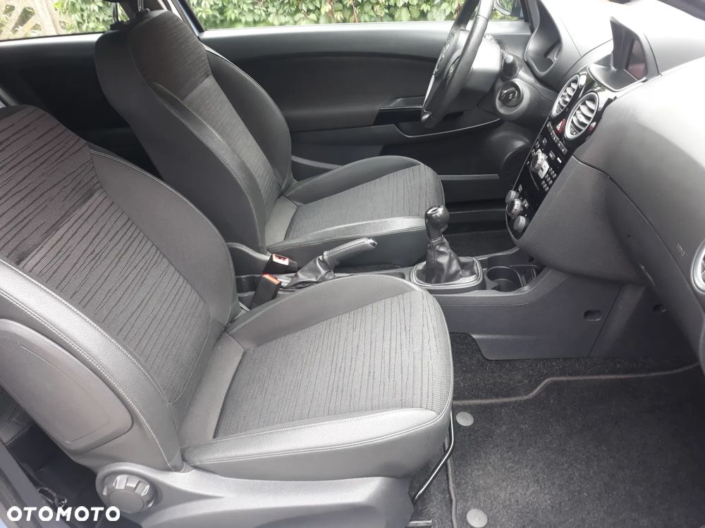 Opel Corsa 1.4 16V Limited Edition - 20