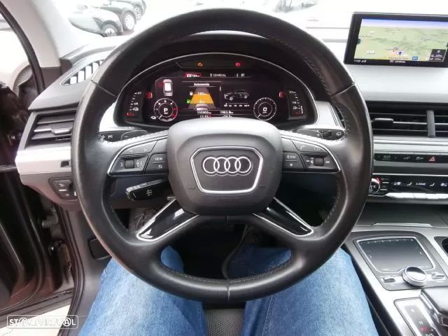 Audi Q7 3.0 TDI e-tron quattro tiptronic - 32