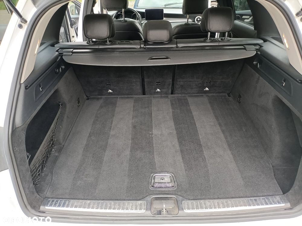 Mercedes-Benz GLC 300 4Matic 9G-TRONIC - 23