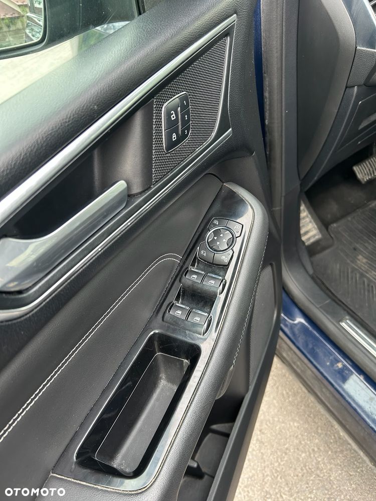 Ford Galaxy - 15