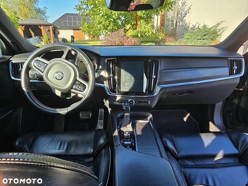 Volvo V90 - 35