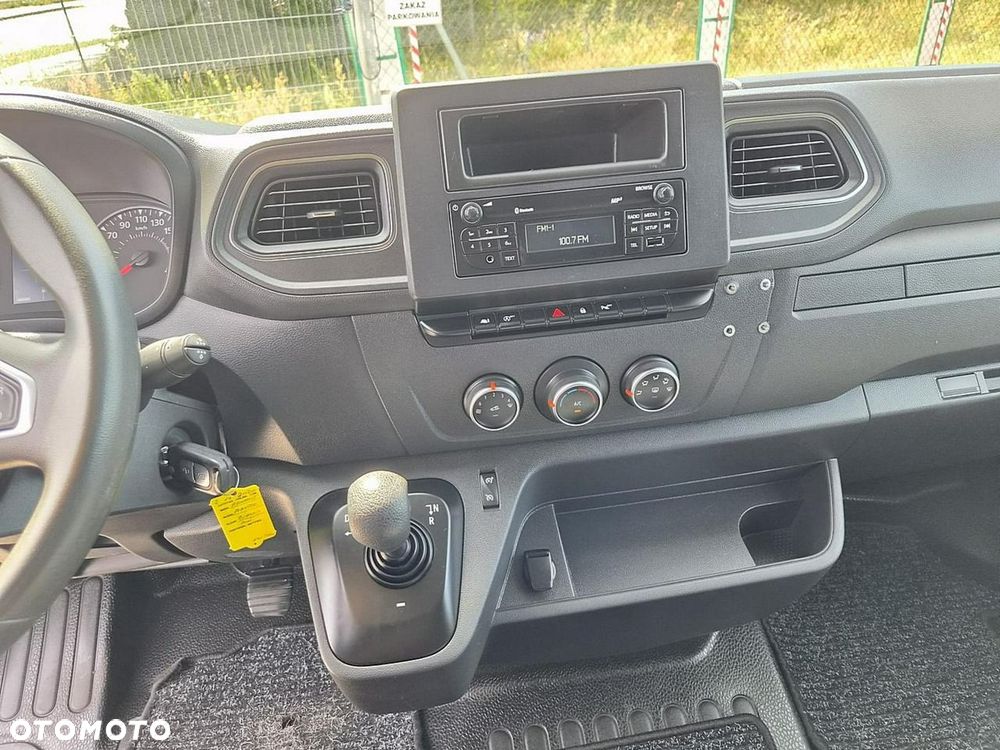 Renault Master - 18