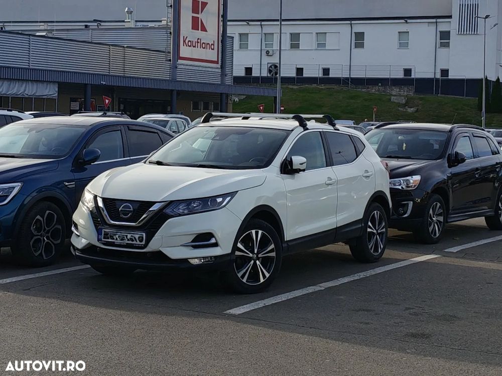 Nissan Qashqai - 1