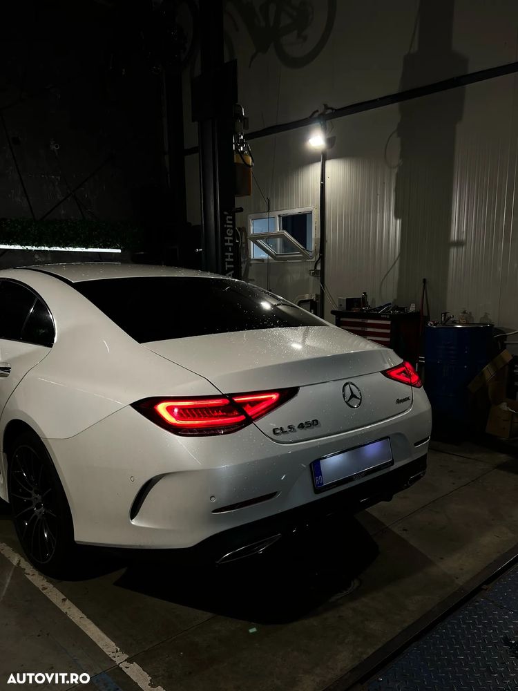 Mercedes-Benz CLS - 22