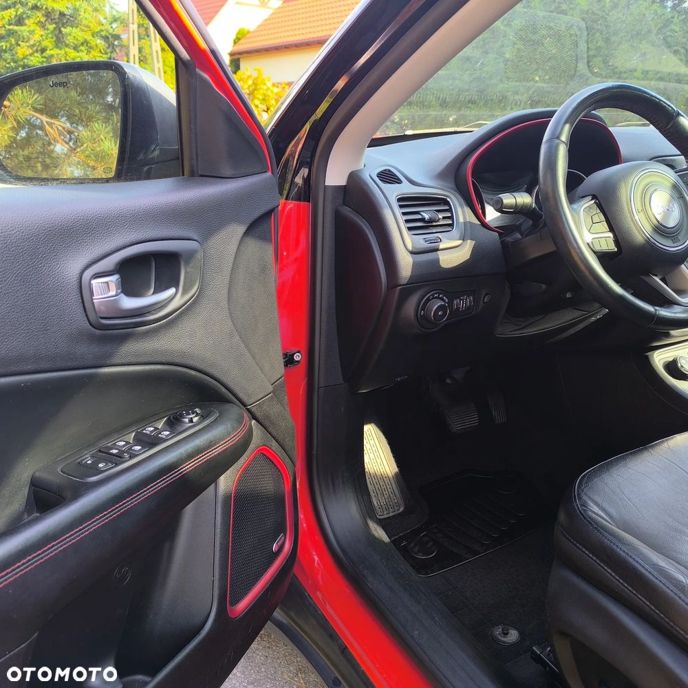 Jeep Compass - 13
