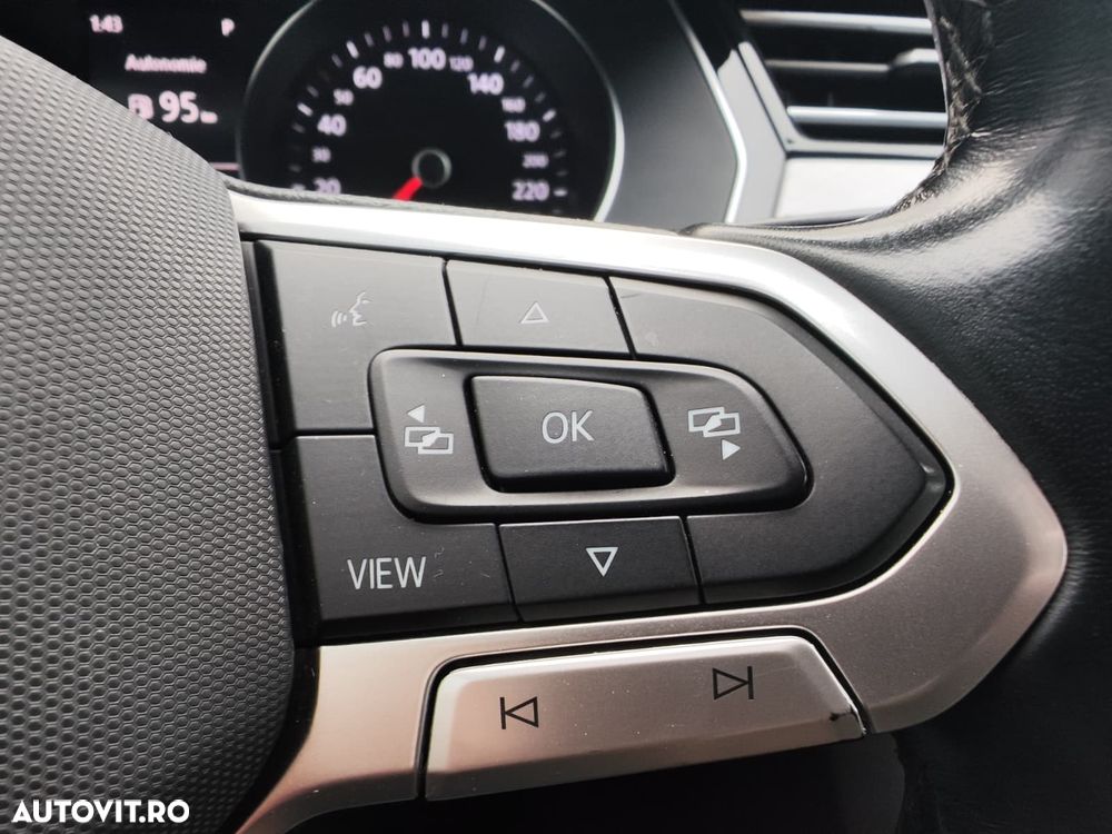 Volkswagen Passat - 24