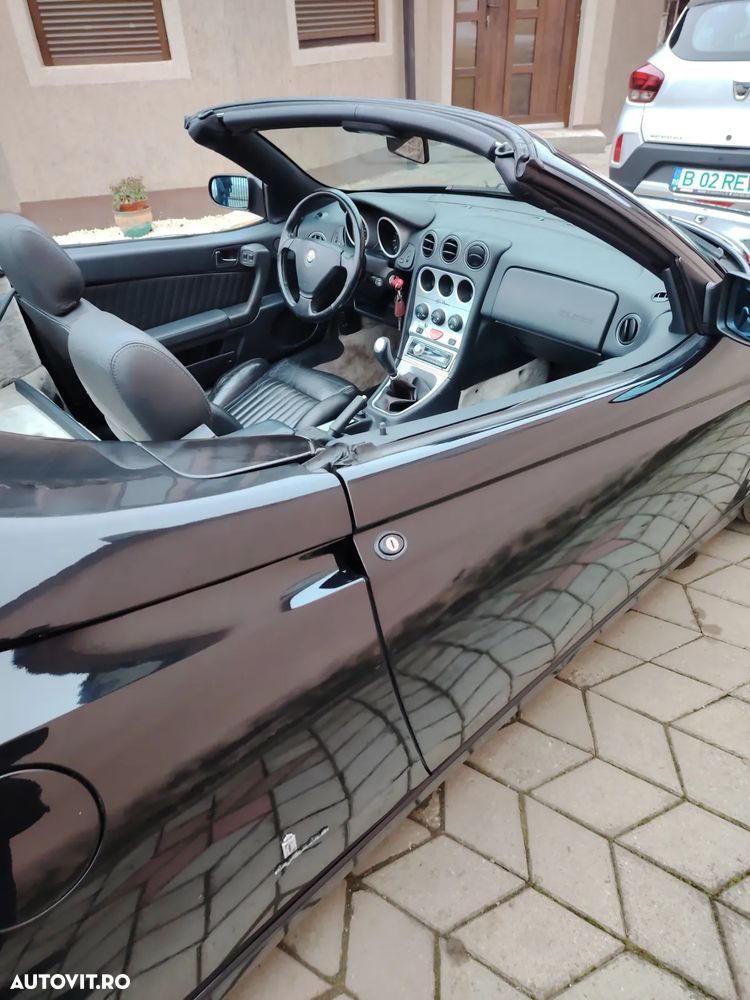 Alfa Romeo Spider - 8