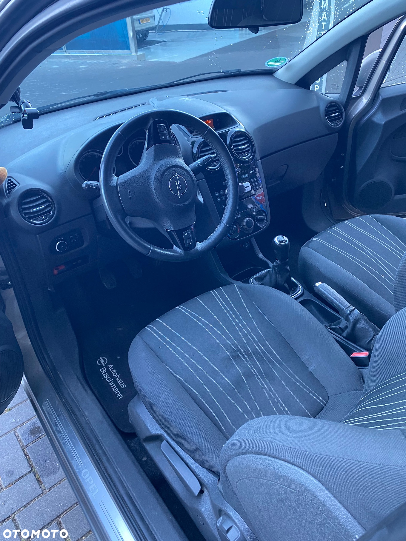 Opel Corsa 1.4 16V 150 Jahre - 6